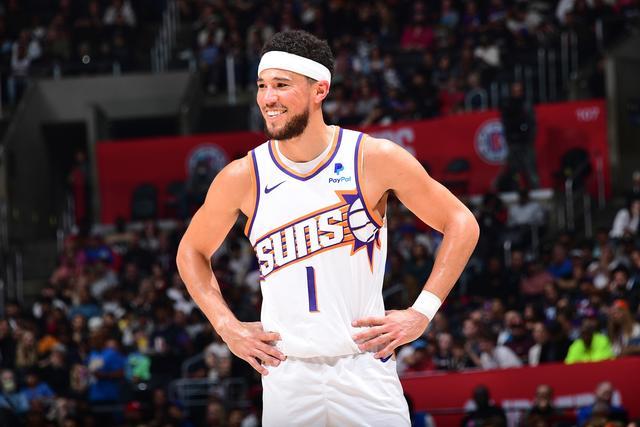 布朗33分广州力克深圳5连胜 同曦送江苏3连败